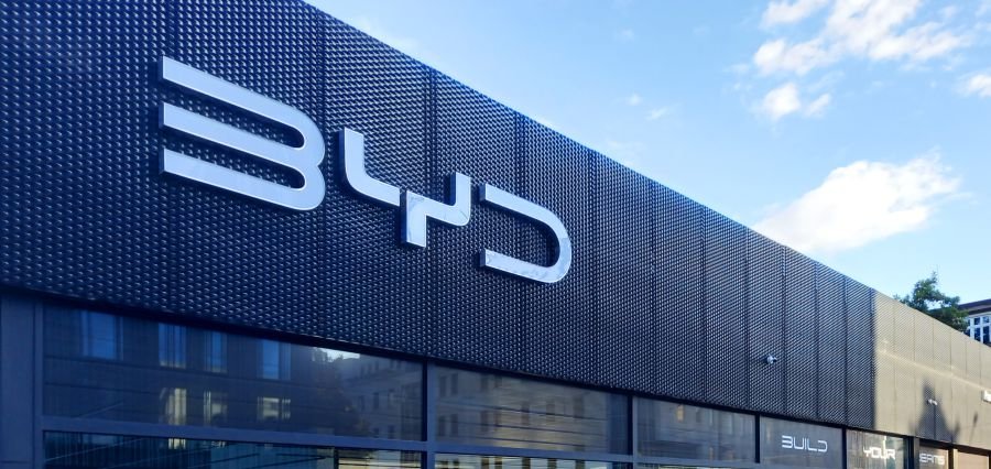 BYD Introduces Blade Battery 2.0 with Five-Minute Fast Charging Capability